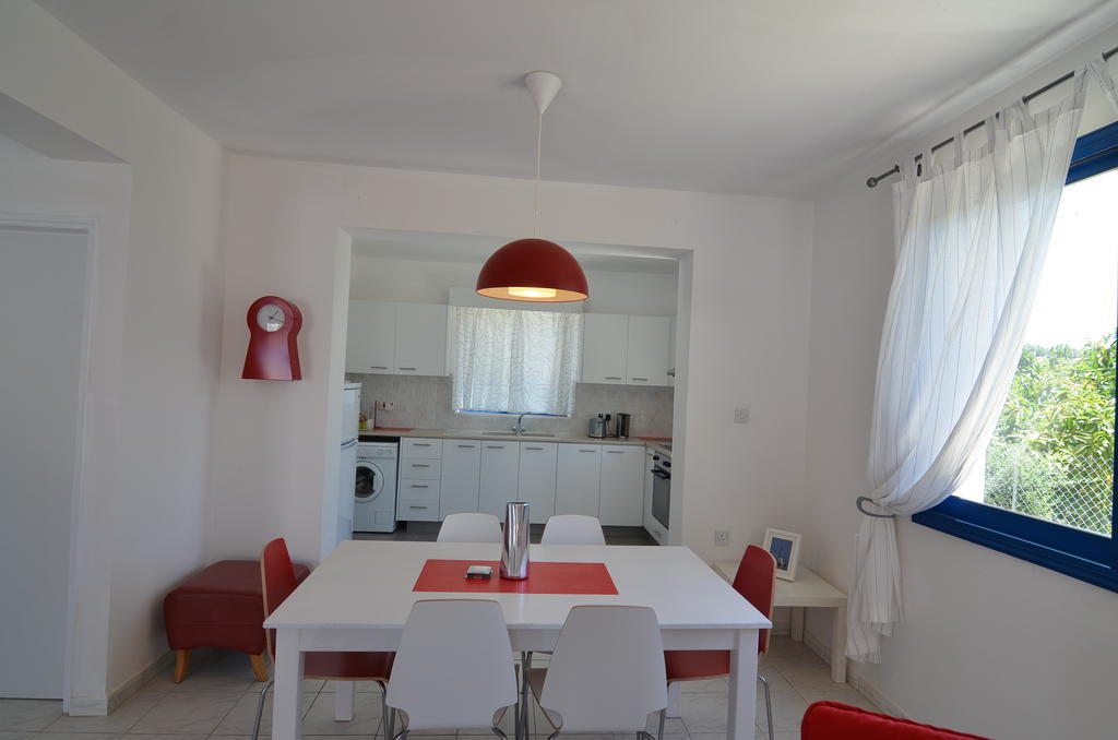 Sea Breeze Villas Argaka Buitenkant foto